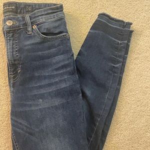 LUCKY BRAND JEANS